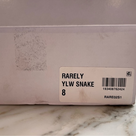 STEVE Madden Women's Rarely Western Leather Booties - Picture 10 of 11